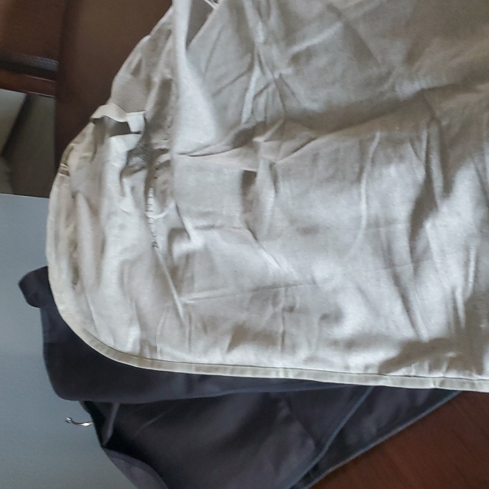 Six piece garment bag lot